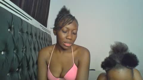 Snapshot of chocobear22 chatting on November 21, 11:42 am chocobear22 online show from November 21, 11:42 am