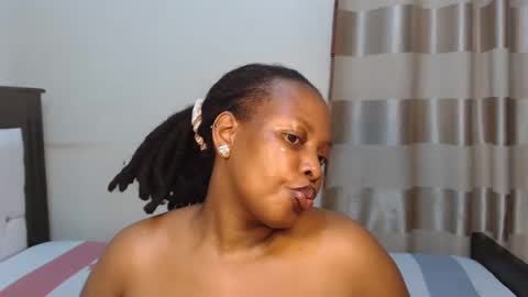 chocolatabig online show from March 9, 3:38 pm