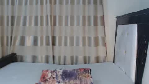 chocolatabig online show from April 6, 9:05 pm