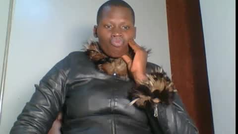 chocolate sabrina24 online show from December 1, 10:04 pm