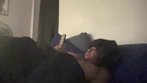 Snapshot of chocolatebaby1121 chatting on November 13, 2:21 am chocolatebaby1121 online show from November 13, 2:21 am