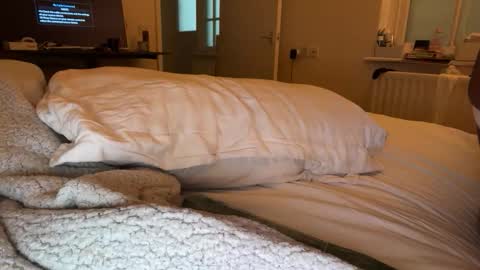 Snapshot of chocolatebunnycakez chatting on November 25, 12:32 am chocolatebunnycakez online show from November 25, 12:32 am