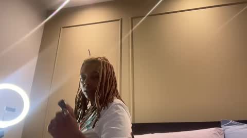 Snapshot of chocolatecakequeen chatting on December 6, 2:57 am ChocolateCakeQueen online show from December 6, 2:57 am