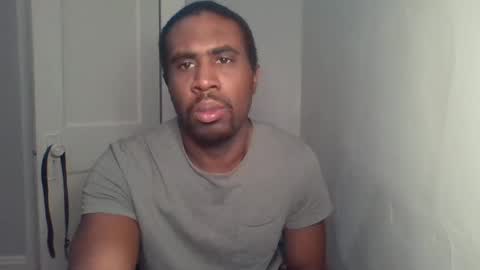 Snapshot of chocolatedolla chatting on February 21, 1:33 am chocolatedolla online show from February 21, 1:33 am