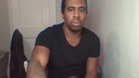 Snapshot of chocolatedolla chatting on March 2, 12:09 am chocolatedolla online show from March 2, 12:09 am