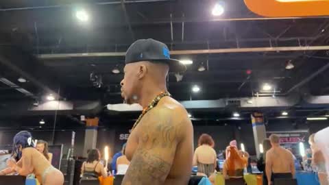 chocolatedolla online show from April 12, 12:37 am