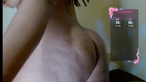 chocolatemilkebony online show from April 2, 3:04 am