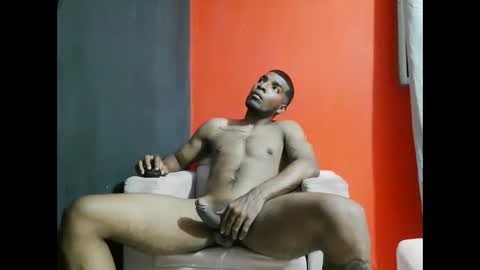 Snapshot of chocomilk_18 chatting on March 3, 5:35 am lucifer online show from March 3, 5:35 am