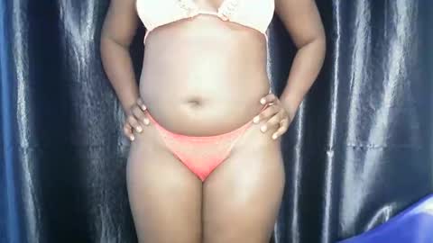 chocoslut22 online show from October 31, 7:04 pm