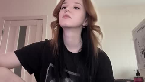 Lissa online show from March 26, 10:10 am