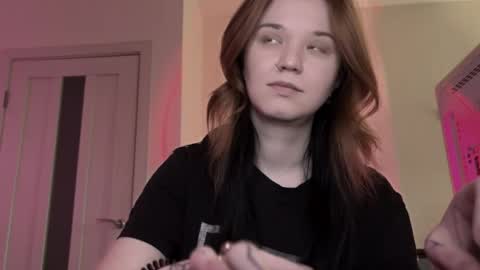 Lissa online show from March 27, 2:06 pm