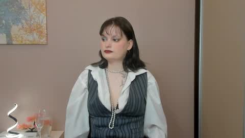 Cassandra online show from April 3, 4:10 am