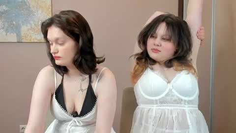 Cassandra online show from April 16, 4:02 am