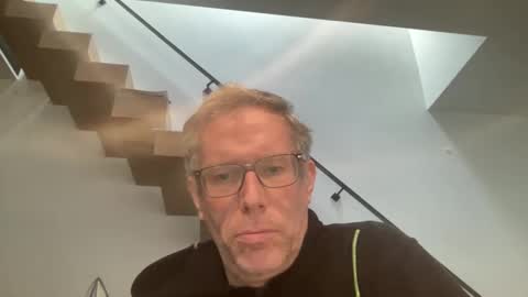 choupipat1 online show from March 2, 9:42 am