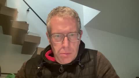 choupipat1 online show from November 2, 7:11 am