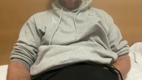 chris13abcd online show from December 16, 11:04 am