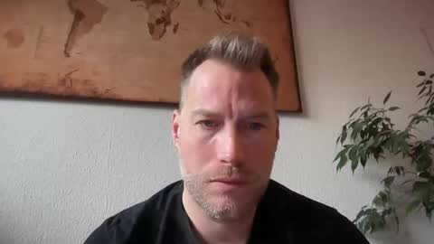 Snapshot of chris2024x chatting on October 8, 8:34 am Christian online show from October 8, 8:34 am