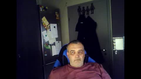 Chris online show from June 11, 6:06 pm