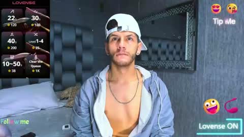Snapshot of chris_grey2 chatting on July 15, 12:21 pm chris_grey2 online show from July 15, 12:21 pm