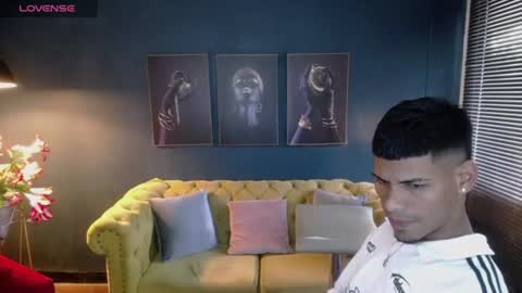 Snapshot of chris_jacks chatting on June 16, 7:05 pm chris online show from June 16, 7:05 pm