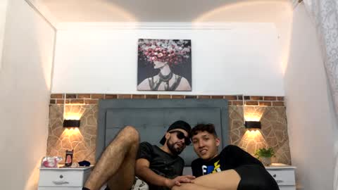 Snapshot of chris_kizz chatting on December 13, 4:43 am chris_kizz online show from December 13, 4:43 am