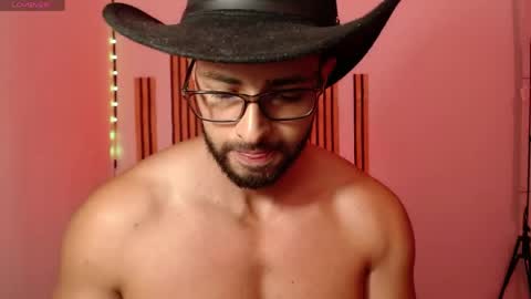 cris         Twitter magnum101010 insta magnumc20 online show from April 10, 4:55 pm