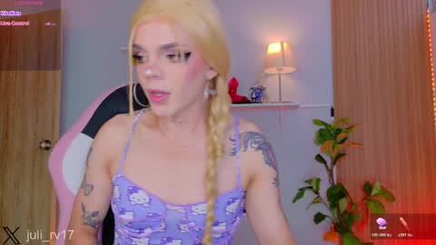 juli   Instagram july rv17 - Twitter juli rv17     online show from April 1, 1:41 pm