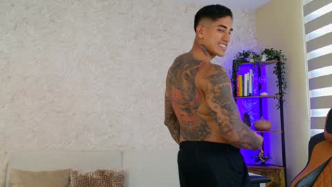 Snapshot of chris_reilly chatting on January 20, 7:46 pm chris reilly online show from January 20, 7:46 pm