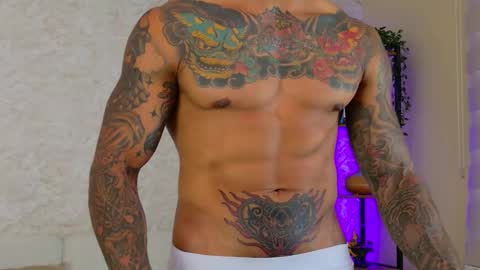 Snapshot of chris_reilly chatting on February 20, 10:48 pm chris reilly online show from February 20, 10:48 pm