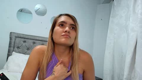 Snapshot of chris_sharon2023 chatting on January 4, 3:50 am Yarixa online show from January 4, 3:50 am