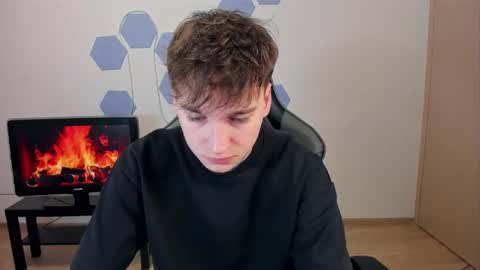 Chris Tyson online show from January 5, 4:04 am