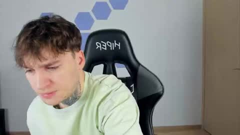 Chris Tyson online show from January 18, 10:06 am