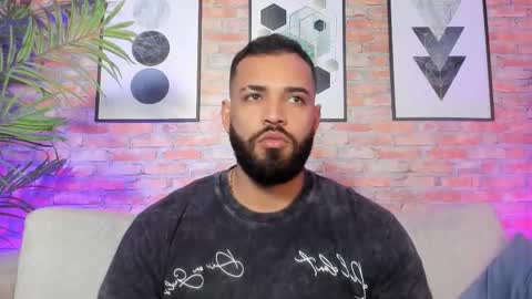 Chris Varden online show from December 15, 7:18 pm