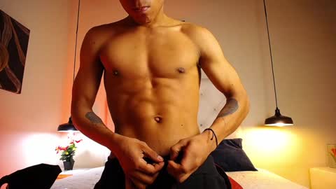 Snapshot of chris_weell chatting on January 3, 8:22 pm Chris Weell online show from January 3, 8:22 pm