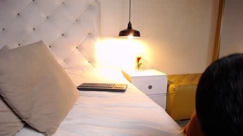 Snapshot of chris_weell chatting on January 14, 11:58 pm Chris Weell online show from January 14, 11:58 pm