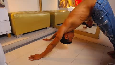 Snapshot of chris_weell chatting on January 18, 12:57 am Chris Weell online show from January 18, 12:57 am