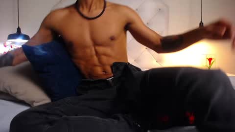 Snapshot of chris_weell chatting on January 20, 11:54 pm Chris Weell online show from January 20, 11:54 pm