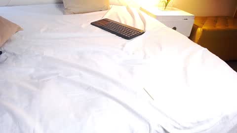 Snapshot of chris_weell chatting on January 22, 12:48 am Chris Weell online show from January 22, 12:48 am