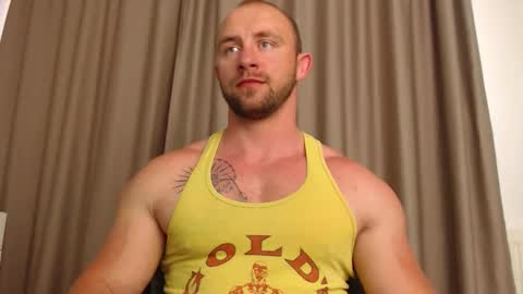 chrisbigbiceps online show from May 26, 4:25 pm