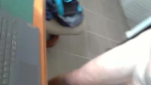 Snapshot of chrisbisex12 chatting on January 30, 3:11 am chrisbisex12 online show from January 30, 3:11 am