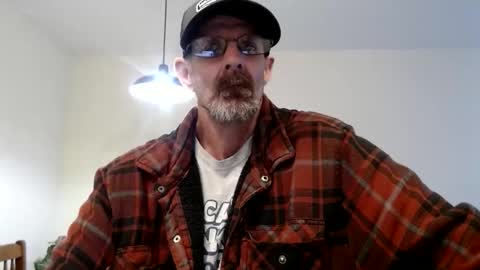 chrisintn online show from May 25, 8:37 pm