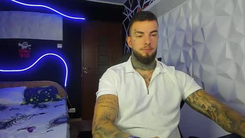 Snapshot of chrisjordan666 chatting on November 6, 7:53 am Chris Jordan online show from November 6, 7:53 am