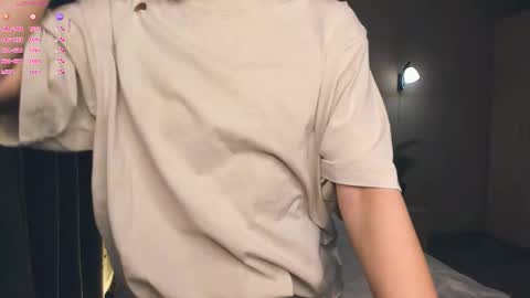 Snapshot of chrisme_please chatting on September 21, 7:37 pm Lizz online show from September 21, 7:37 pm