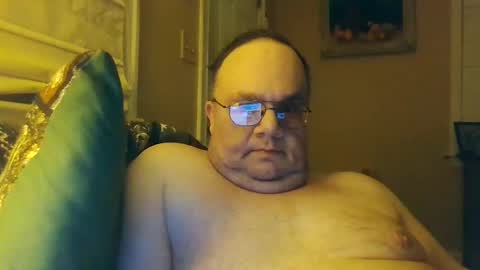Snapshot of chrismini312 chatting on February 27, 12:43 am Chris The Jerk Off King online show from February 27, 12:43 am