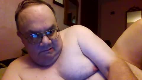 Snapshot of chrismini312 chatting on September 15, 7:03 pm Chris The Jerk Off King online show from September 15, 7:03 pm