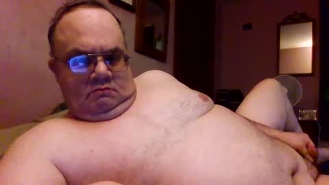 Snapshot of chrismini312 chatting on September 29, 7:08 pm Chris The Jerk Off King online show from September 29, 7:08 pm
