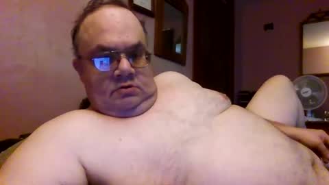 Snapshot of chrismini312 chatting on October 6, 4:48 pm Chris The Jerk Off King online show from October 6, 4:48 pm