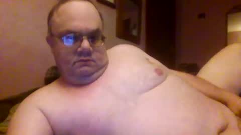 Snapshot of chrismini312 chatting on October 19, 12:06 pm Chris The Jerk Off King online show from October 19, 12:06 pm