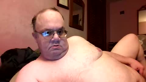 Snapshot of chrismini312 chatting on May 12, 3:03 am Chris The Jerk Off King online show from May 12, 3:03 am