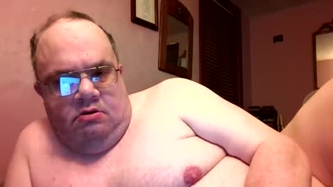 Snapshot of chrismini312 chatting on May 14, 10:11 am Chris The Jerk Off King online show from May 14, 10:11 am